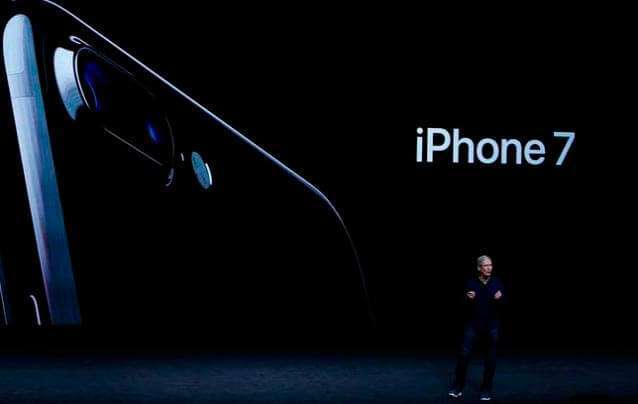 Apple презентувала iPhone 7