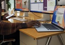 MacBook Air 15 дюймів: знижка 250 доларів напередодні Різдва