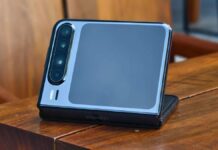 Я випробував Huawei Pura X: цей розкладний телефон із широким екраном освіжає та цікавий