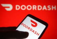 DoorDash Пропонує підтримку водіям на тлі зростання цін на бензин, пов’язаний з геополітичною напругою