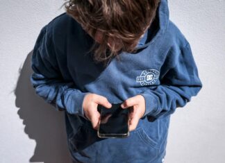 Meningkatnya Dorongan Global untuk Membatasi Media Sosial bagi Anak-anak