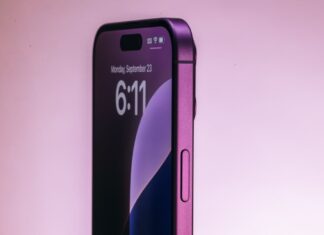 Apple согласилась выплатить 250 млн долларов по иску о преувеличении возможностей ИИ и Siri