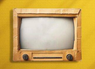 I Made My Smart TV Stupid So It Would Stop Judging Me