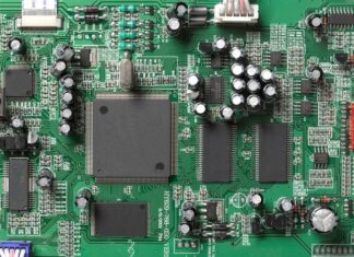 Como os capacitores armazenam energia sem a química de uma bateria